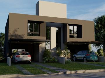 Casa · 128m² · 6 Ambientes · 1 Cochera · Casa en Venta Docta, Tres Dorm.