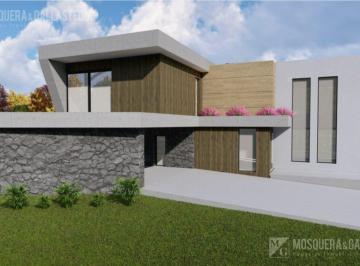 Casa · 334m² · 5 Ambientes · Casa en Venta en San Sebastian