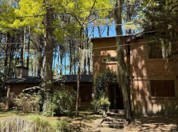 Casa de 4 ambientes, Costa del Este · Impresionante Propiedad en Venta en Costa del Este