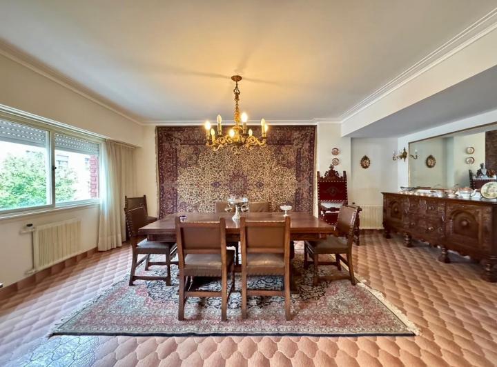 Departamento · 238m² · 5 Ambientes · 2 Cocheras