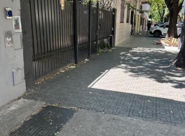 Casa · 112m² · 5 Ambientes · 1 Cochera · Casa Sucre/av. A. Thomas - Uso Comercial Unicamente