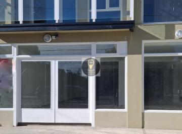 Local comercial · 200m² · Local Comercial en Alquiler