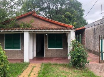 Casa · 70m² · 3 Ambientes · 1 Cochera · Casa Venta - 2 Dorm. 1 Baño - 530 m² Totales - Villa Vatteone