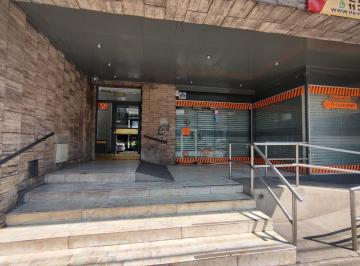 Departamento · 52m² · 3 Ambientes · Hipólito Yrigoyen 9115