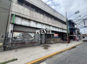 Edificio · 1328m² · 10 Cocheras · Edificio Comercial en Valentin Alsina