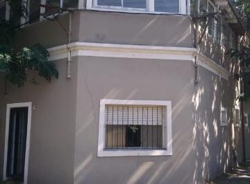 Casa · 197m² · 8 Ambientes · Complejo de Departamentos - 6 Dorm. 5 Baños - 107 m² - Tolosa, La Plata
