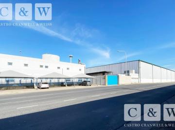 Bodega-Galpón · 11000m² · Deposito en Alquiler con Amplia Playa de Maniobras en El Mercado Central