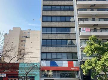 Local comercial · 217m² · 1 Ambiente · Excelente Local Sobre Av Cabildo, en Cercanías de General Paz.