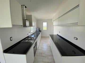 Casa · 121m² · 3 Ambientes · 2 Cocheras · Casa en Venta 4 Ambientes en Barrio San Simon - Canning