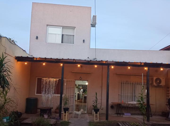 Casa · 147m² · 4 Ambientes · 1 Cochera