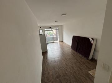 Departamento · 30m² · 1 Ambiente · Monoambiente en Venta, Almagro, Balcon y Cochera Opcional - Apto Credito
