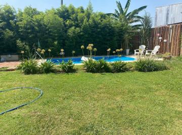 Casa · 125m² · 4 Ambientes · Casa Venta - 3 Dorm. 1 Baño - 750 m² Totales - Florencio Varela