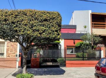Casa · 160m² · 4 Ambientes · 1 Cochera · Casa en Villa Devoto