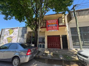 Casa · 280m² · 6 Ambientes · 1 Cochera · Venta Galpon con Vivienda Villa Lynch