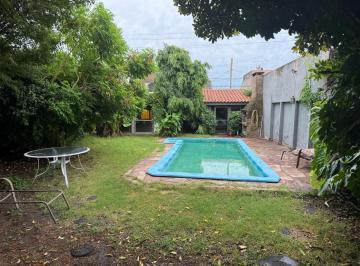 RMY-RMY-111_2 · Casa con Doble Entrada con Pileta y Quincho