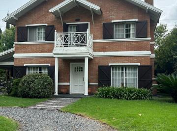 Casa de 4 ambientes, Ezeiza · Hermosa Casa a La Venta en Solar del Bosque Canning - Apto Crédito
