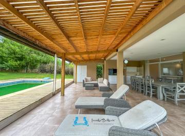 Casa de 4 ambientes, Costa Esmeralda · Venta Casa Amoblada Costa Esmeralda Piscina Equipada Para Tu Familia