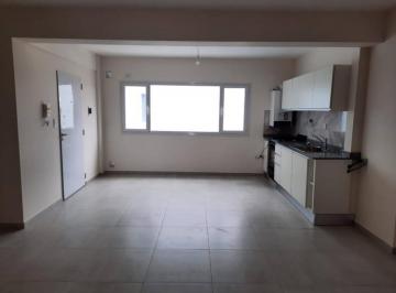 Departamento de 4 ambientes, Cipolletti · Departamento de Dos Dorm. con Cochera. Mengelle Al 800