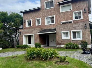 Casa · 295m² · 4 Ambientes · Casa en Venta en Solares del Talar, Don Torcuato, Tigre