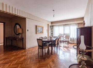 Departamento · 93m² · 3 Ambientes · Frente, Luminoso, Todo Externo, Buen Edificio