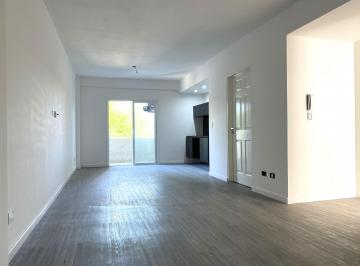 Departamento de 2 ambientes, Villa Luro · 2 Ambientes a Estrenar con Balcón y Patio.