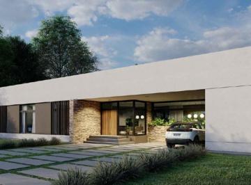 Casa · 120m² · 4 Ambientes · 2 Cocheras · Casa en Construccion en El Barrio Magallanes