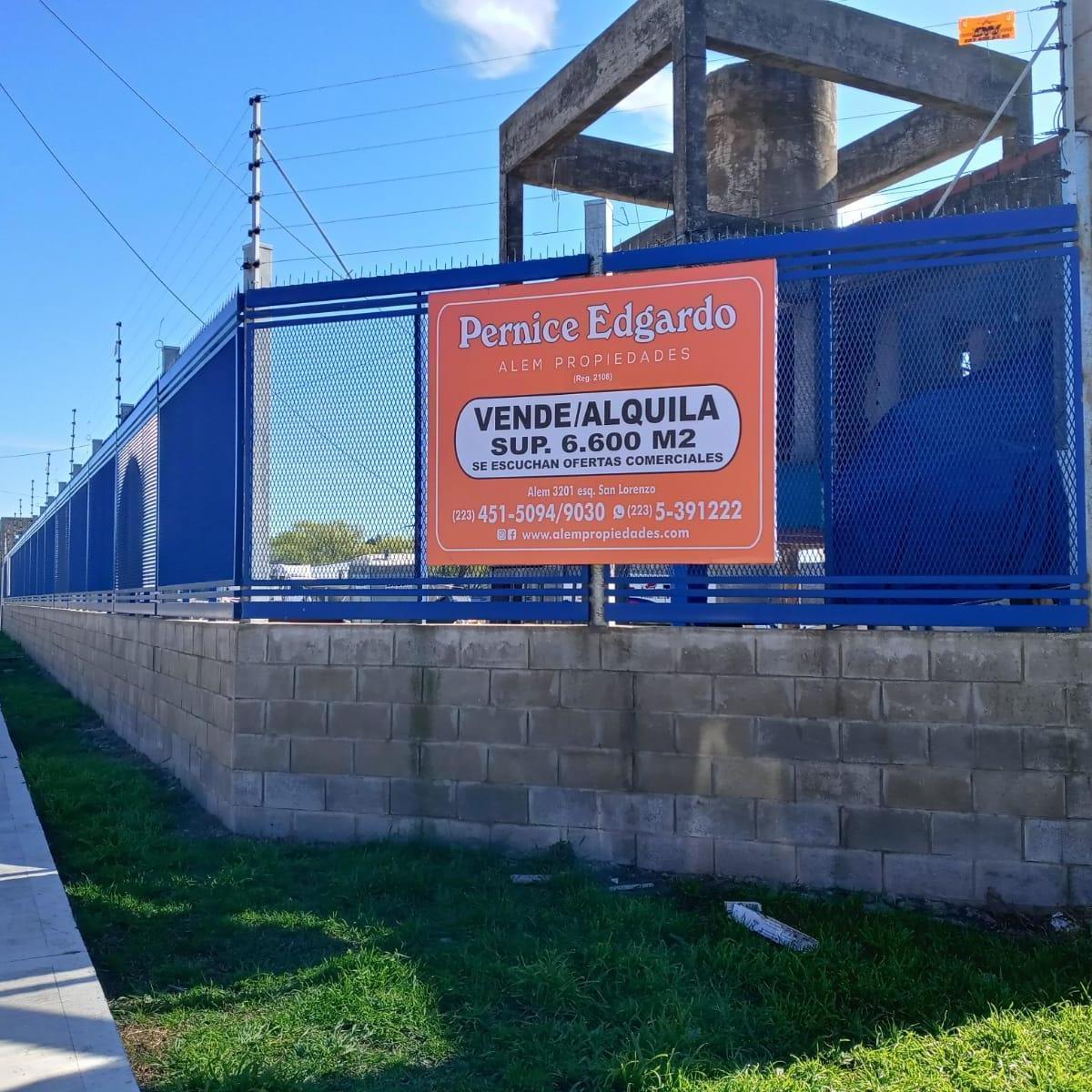 Importante Terreno en venta en la calle Azopardo con salida a las calles Marcelo T de Alvear y a Jose Hernandez