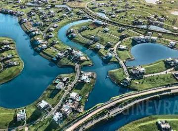 Terreno · 1051m² · Terreno en Venta Al Lago Central en Barrio Amarras Puertos del Lago, Escobar