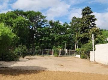Casa · 120m² · 8 Ambientes · 1 Cochera · Casa en Venta de 3 Dorm. C/cochera en Las Toscas Sur