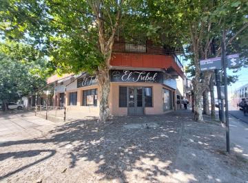 Local comercial · 170m² · Local en Excelente Esquina Sobre Av 12 de Octubre