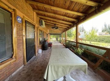 Quinta vacacional de 4 ambientes, Rama Caída · Se Vende Casa con Cabaña y Piscina