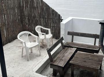 Departamento de 3 ambientes, Córdoba · Depto de Dos Dorm. con Balcon y Terraza Sobre Castro Barros Al 1200!
