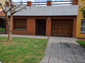 Casa de 5 ambientes, Quilmes · Casa en Venta - 5 Amb | Excelente Ubicación | Quilmes Oeste.