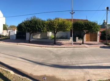 MRZ-MRZ-183_2 · Casa 3 Dorm.. | Dante Alighieri Al 3700