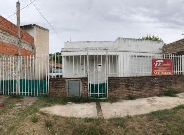 MRZ-MRZ-374_2 · Casa 2 Dorm.. | Raulies Al 6600