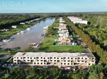 Casa · 131m² · 4 Ambientes · 2 Cocheras · Casa con Pileta en Apsu Villanueva - Barrio Náutico San Juan - Tigre