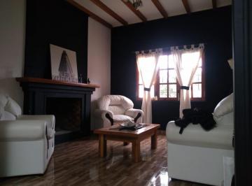 Casa · 150m² · 3 Ambientes · 1 Cochera · Casa en Venta - 2 Dorm. 1 Baño - 150 m² - San Pedro