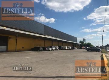 Depósito · 5452m² · Galpón 5.453 m² Cub. Oficinas, Baños y Vestuario Frente 4 Calles - Isidro Casanova
