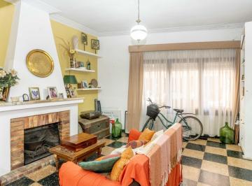 PH · 162m² · 4 Ambientes · 1 Cochera · PH de 4 Ambientes en Nuñez • Venta • Jaramillo 2600