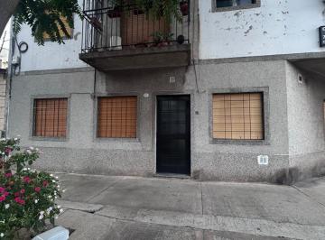 PH de 3 ambientes, Pompeya · 3 Ambientes Entrada Independiente Departamento Al Frente Pompeya Venta