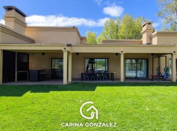 Casa · 173m² · 6 Ambientes · 2 Cocheras · Casa en Los Canales
