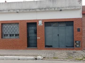 Casa de 4 ambientes, Lomas de Zamora · Oportunidad Casa en Venta - Temperley