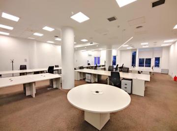 Oficina comercial · 850m² · 4 Cocheras · Oficina en Alquiler Amoblada Lista Para Entrar