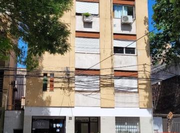 Fachada · Alquiler Departamento 1 Dormitorio Al Frente Callao 1400 - Ventilación Cruzada