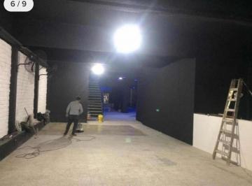 Edificio · 800m² · Edificio Comercial en Venta - 800 m² - Piñeyro