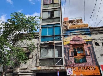 Local comercial , Once · Venta Once Balvanera Local C/edificio Inversion Oportunidad Renta