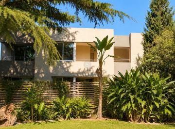 Casa · 80m² · 3 Ambientes · 1 Cochera · Casa en Venta en Benavidez, Tigre, G. B. a. Zona Norte