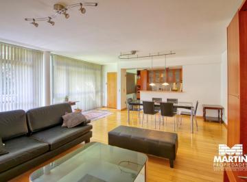 Departamento · 100m² · 4 Ambientes · 2 Cocheras · Departamento en Venta en Martínez - Apto Credito 4 Amb. (Suite), con Balcón y Dos Cocheras.
