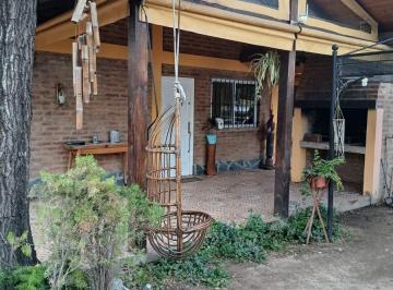 Casa · 110m² · 8 Ambientes · 2 Cocheras · 2 Propiedades en Venta | Villa Ciudad Parque | Valle de Calamuchita