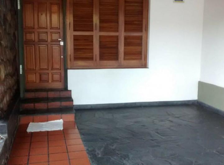 Casa · 120m² · 4 Ambientes · 1 Cochera